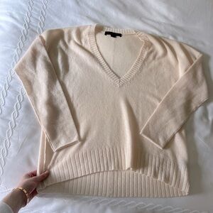 NWOT 360 cashmere sweater